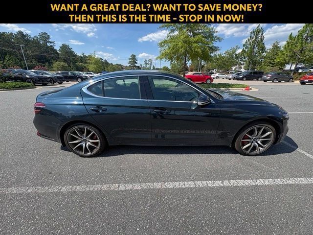 Used 2025 Genesis G70 2.5T AWD/4WD image 7