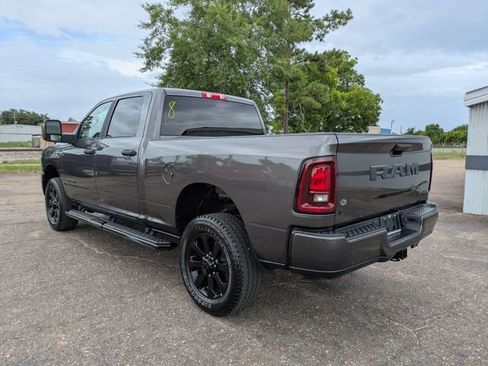 Used 2025 RAM 2500 Big Horn AWD/4WD image 6
