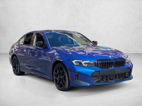 Used 2026 BMW 330i Sedan w/ M Sport Package RWD image 7