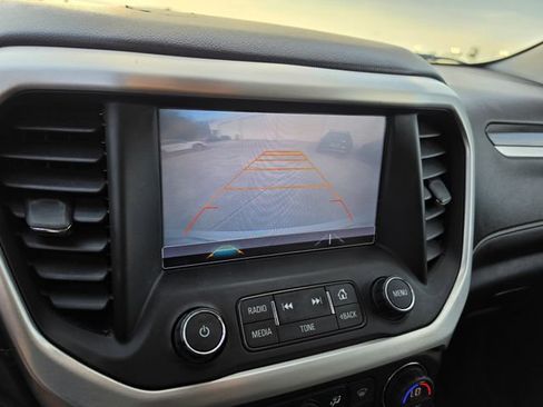 Used 2017 GMC Acadia SLT AWD/4WD image 28