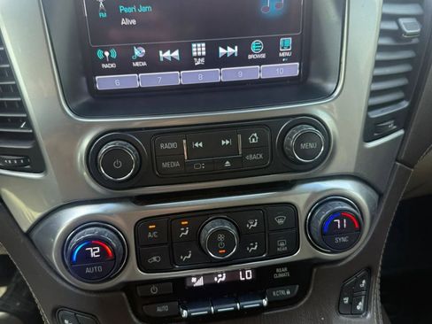 Used 2016 Chevrolet Suburban LTZ AWD/4WD image 32