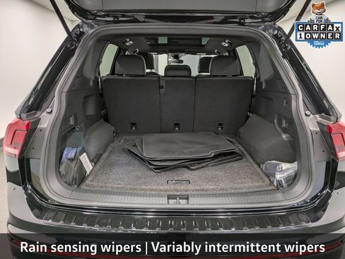Used 2023 Volkswagen Tiguan SE R-Line AWD/4WD image 30