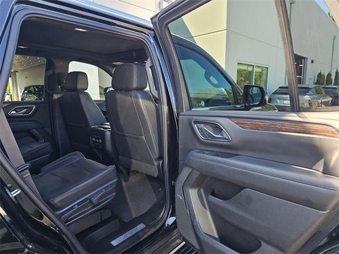 Used 2022 Chevrolet Tahoe High Country image 12