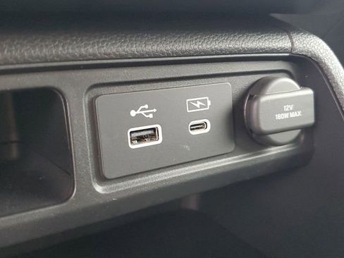 Used 2025 Honda Pilot Touring image 27