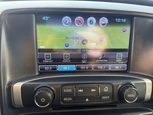 Used 2017 GMC Sierra 1500 SLE w/ SLE Value Package image 13