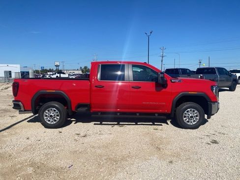 New 2025 GMC Sierra 2500 Pro image 7