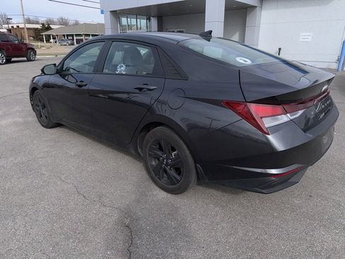 Used 2022 Hyundai Elantra SEL w/ Convenience Package image 19