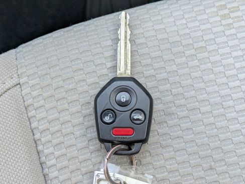 Used 2018 Subaru Forester 2.5i Premium w/ All-Weather Package image 37