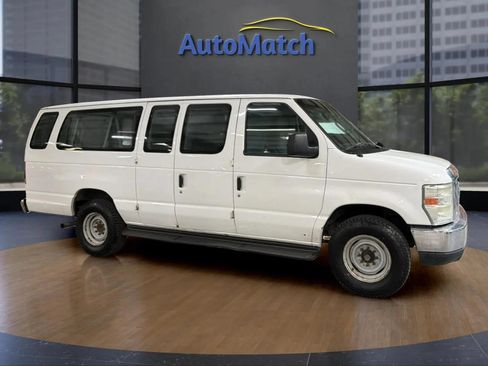 Used 2009 Ford E-350 and Econoline 350 XLT RWD image 13