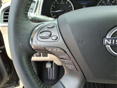 Used 2023 Nissan Murano SV AWD/4WD image 16