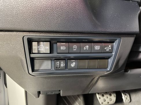 Certified 2025 Toyota Tundra SR5 w/ TRD Off-Road Package AWD/4WD image 30