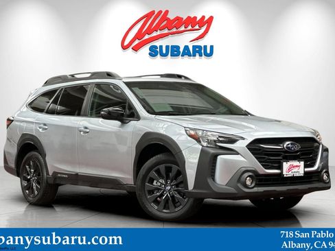 Used 2025 Subaru Outback Onyx Edition AWD/4WD image 1