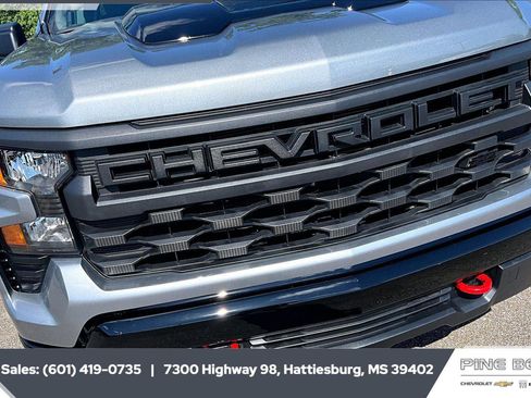 New 2026 Chevrolet Silverado 1500 Custom Trail Boss w/ LPO, Dark Essentials Package AWD/4WD image 22