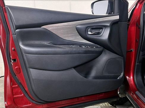 Used 2017 Nissan Murano SV FWD image 22