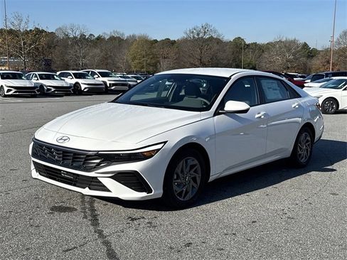 New 2026 Hyundai Elantra Blue image 3