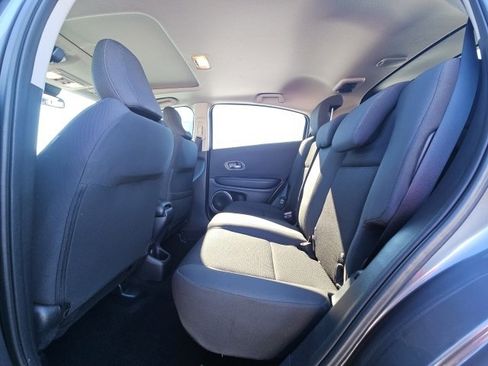 Certified 2022 Honda HR-V EX image 9