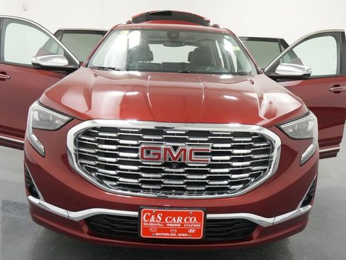 Used 2020 GMC Terrain Denali w/ Denali Premium Package AWD/4WD image 35