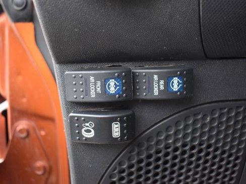 Used 2010 Jeep Wrangler Mountain image 20