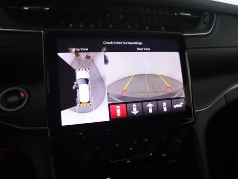 New 2025 Jeep Grand Cherokee L Limited w/ Luxury Tech Group II image 15