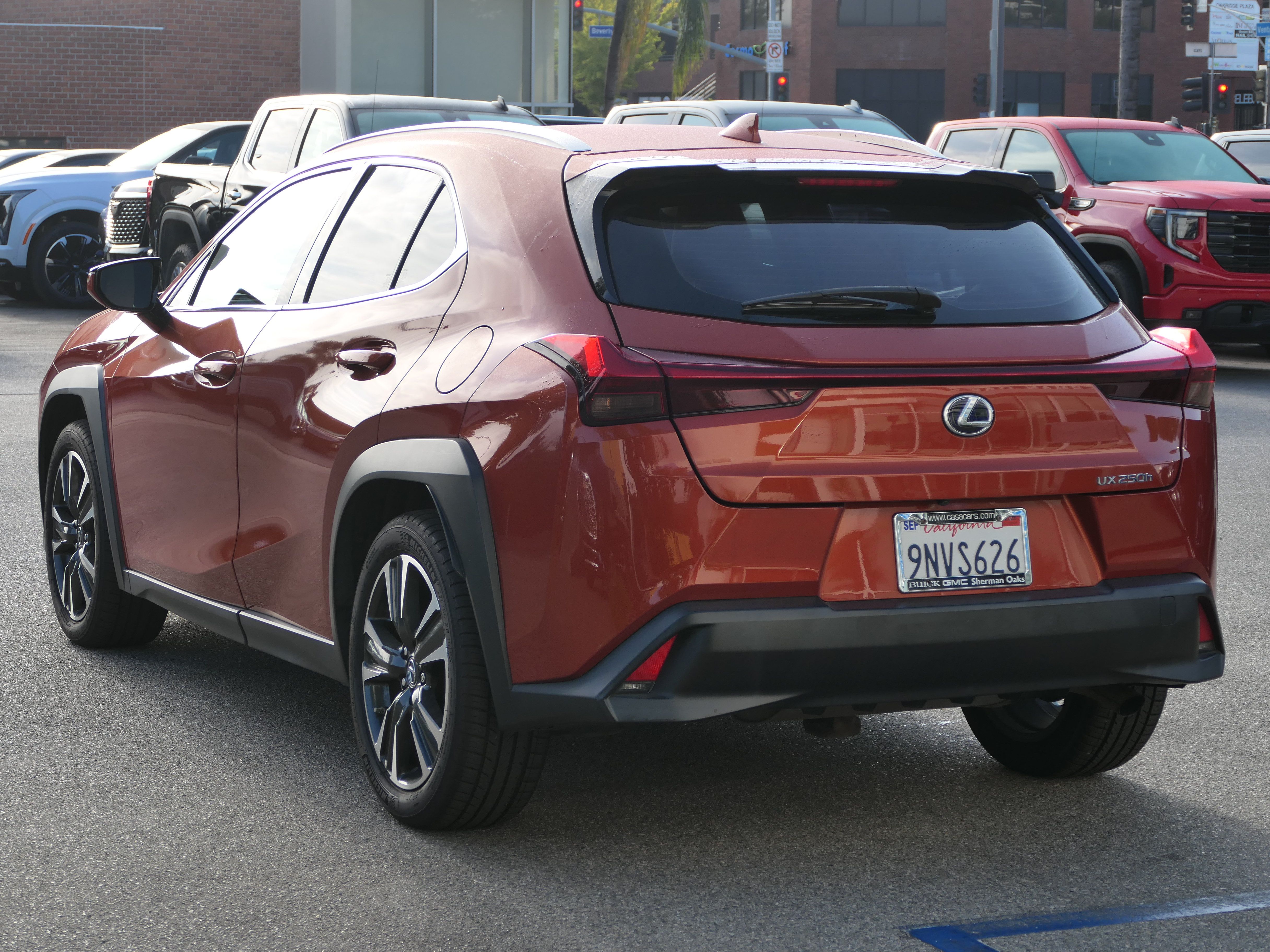 Used 2019 Lexus UX 250h w/ Premium Package AWD/4WD image 3