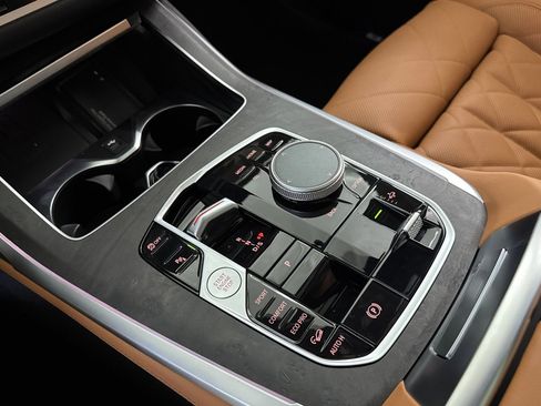 New 2026 BMW X7 xDrive40i w/ M Sport Package image 18