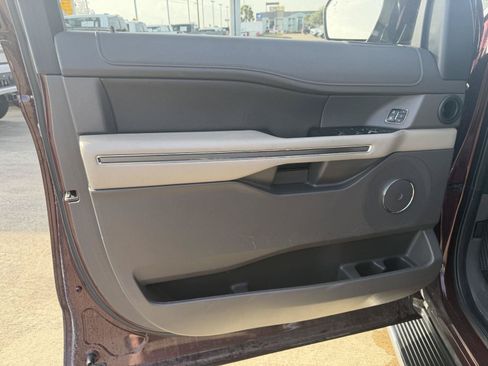 Certified 2020 Ford Expedition XLT w/ Equipment Group 202A RWD image 20
