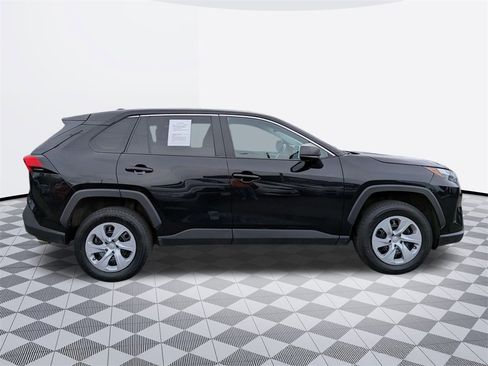 Used 2024 Toyota RAV4 LE image 7