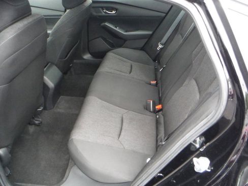 Used 2023 Honda Accord EX image 32