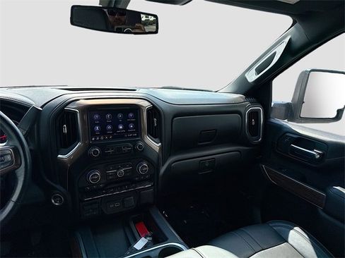 Used 2020 Chevrolet Silverado 2500 High Country image 26