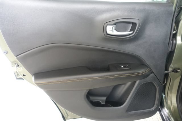 Used 2020 Jeep Compass Limited AWD/4WD image 19