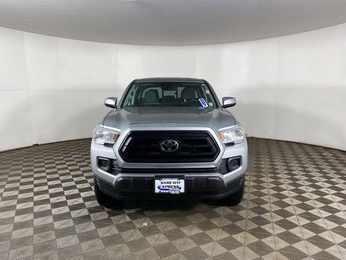 Used 2022 Toyota Tacoma SR image 5