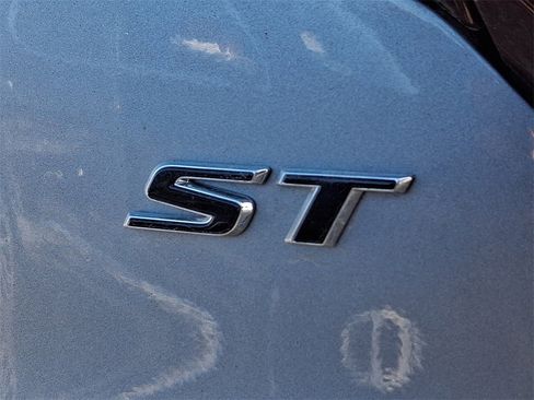 Used 2023 Buick Encore GX Select w/ Sport Touring Package image 29