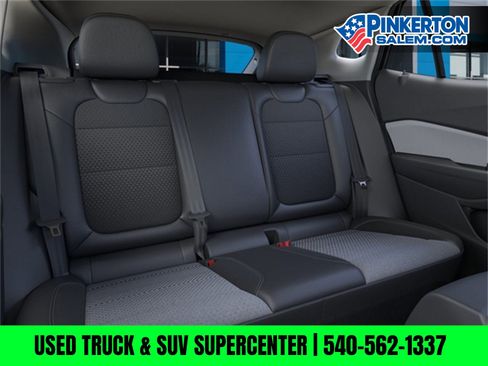 New 2025 Chevrolet Trax LT w/ Driver Confidence Package image 17