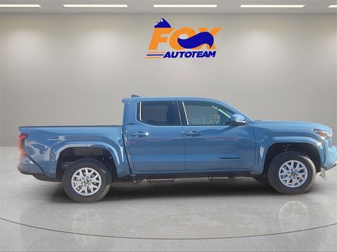 New 2026 Toyota Tacoma SR5 image 5