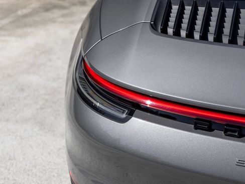 Certified 2020 Porsche 911 Carrera S RWD image 18