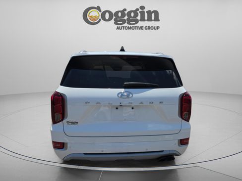 Used 2022 Hyundai Palisade Limited w/ Cargo Package FWD image 4