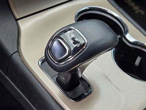 Used 2014 Jeep Grand Cherokee Limited RWD image 17