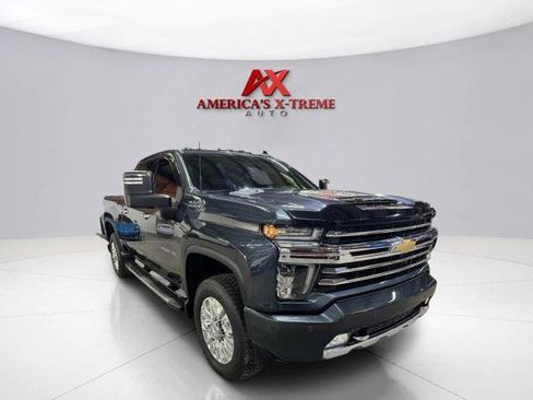 Used 2020 Chevrolet Silverado 2500 High Country w/ Technology Package AWD/4WD image 8