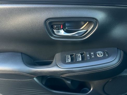 Certified 2024 Honda HR-V Sport image 11