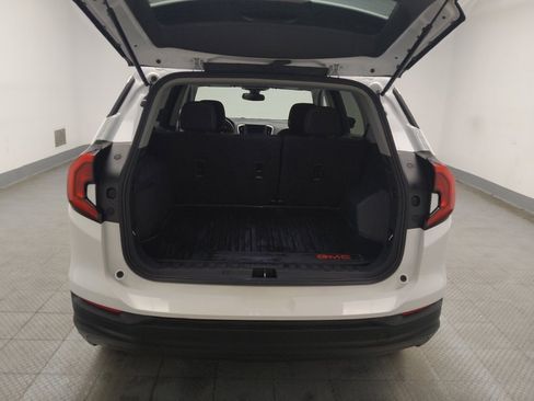 Used 2021 GMC Terrain SLE image 29