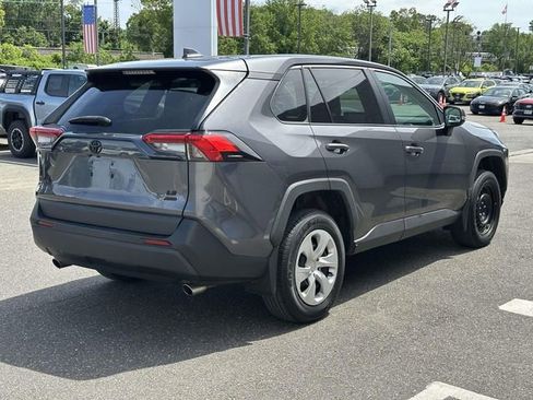 Used 2023 Toyota RAV4 LE AWD/4WD image 7