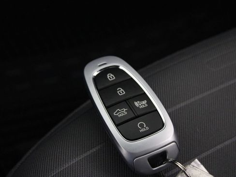 Used 2024 Hyundai Santa Cruz SEL w/ Activity Package FWD image 30
