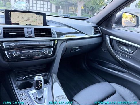 Used 2018 BMW 330e RWD image 19