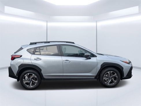 New 2026 Subaru Crosstrek 2.5i Premium image 2