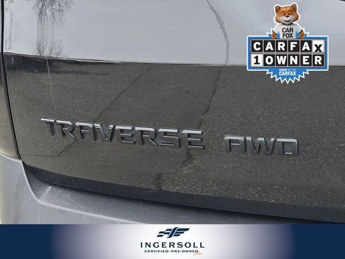 Used 2023 Chevrolet Traverse RS image 32