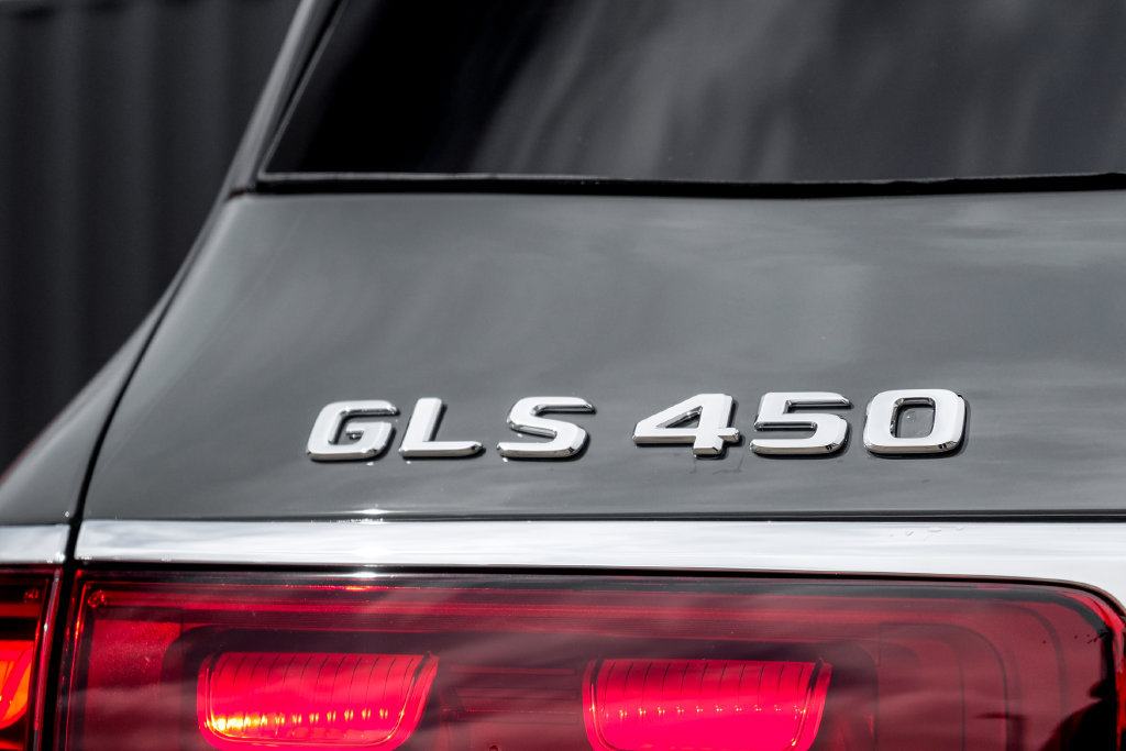 Certified 2026 Mercedes-Benz GLS 450 4MATIC image 9