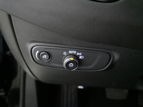 Used 2023 Chevrolet Equinox RS w/ LPO, Floor Liner Package image 26