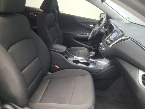 Used 2022 Chevrolet Malibu RS FWD image 21