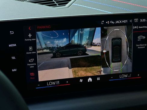 Used 2025 BMW M235i xDrive w/ Premium Package image 32