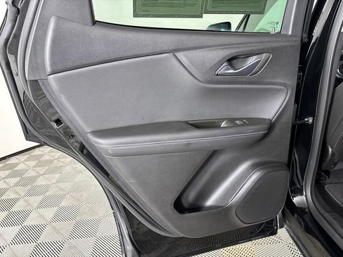 Used 2025 Chevrolet Blazer LT AWD/4WD image 24